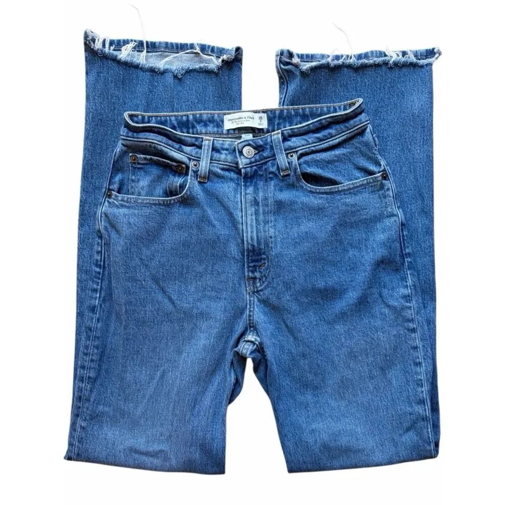 Abercrombie & Fitch High-Rise Straight Leg Blue Jeans Size 26